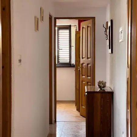 Hébergement de vacances 2 Bedroom With Sea View *