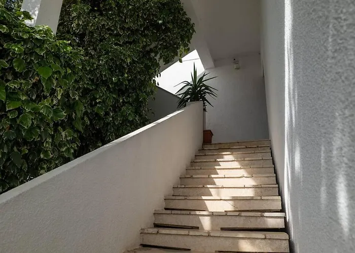 2 Bedroom With Sea View *