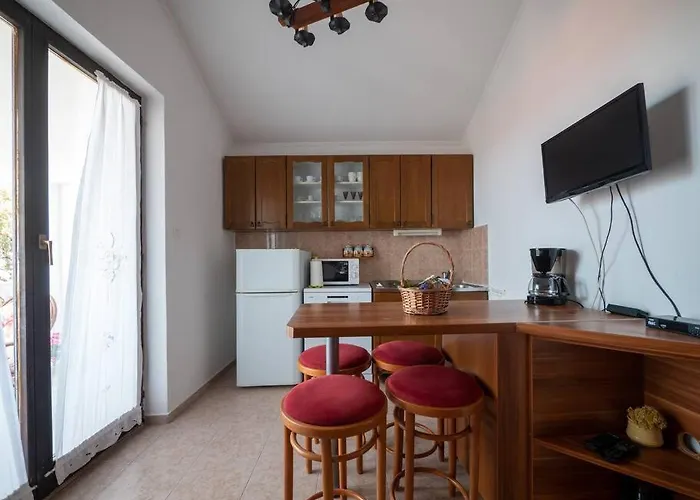 2 Bedroom With Sea View *